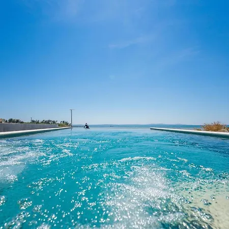 Jamc Dream Direkt Am Meer Mit Beheiztem Pool Privlaka  Exterior photo